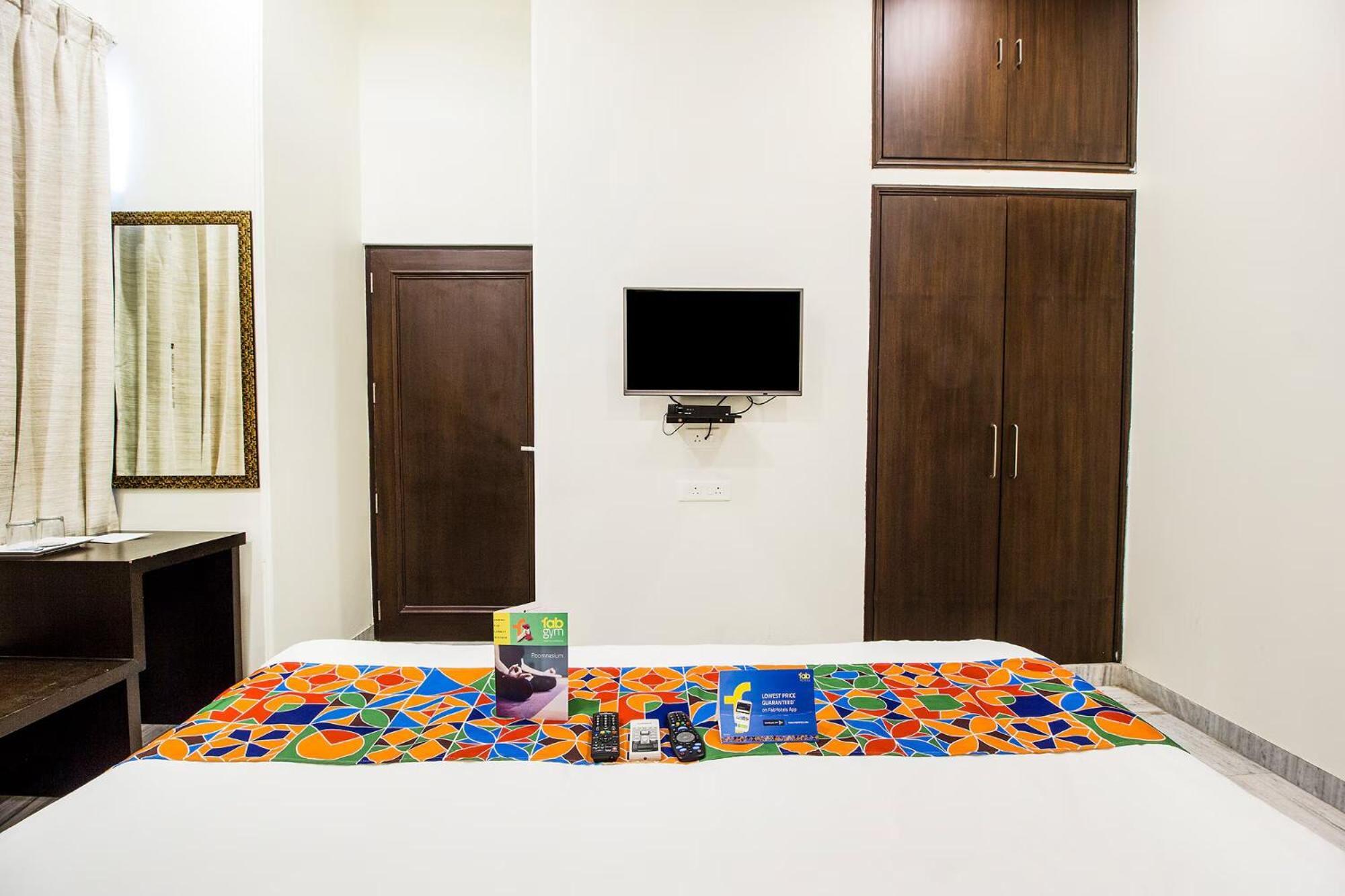 Fabhotel Jaipur Villa Exterior photo